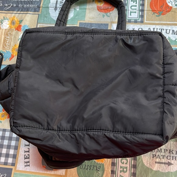 Sondra Roberts Squared Black Puffer Zipper Shoulder Tote Bag - Picture 9 of 10